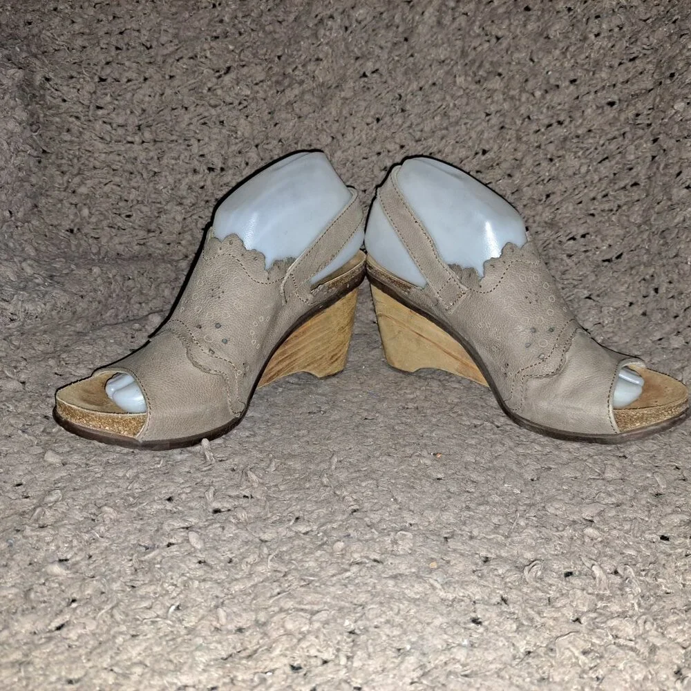 EL NATURALISTA-N789 Vereda Wedge-Tan/Brown Leather-Slingback-Sz 38-Near Mint - Picture 4 of 10